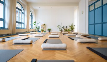 © Elena Kaufmann / Yoga Palais